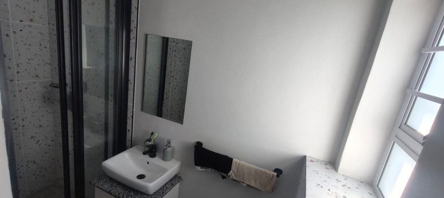 To Let 2 Bedroom Property for Rent in Overbaakens Eastern Cape